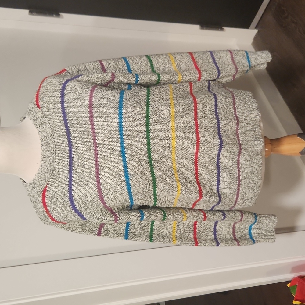 Cozy Crewneck Sweater with Multicolor Stripes - Gray